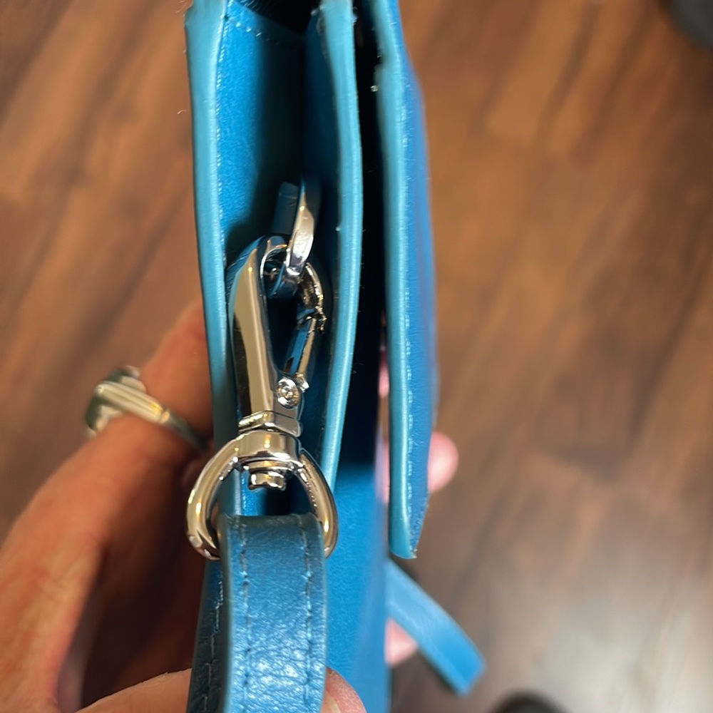 Handmade Leather Cross Body Bag. - Picture 13 of 16